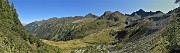 32 Vista panoramica verso la regione dei Laghi di Porcile sull'alta Valle Lunga di Tartano